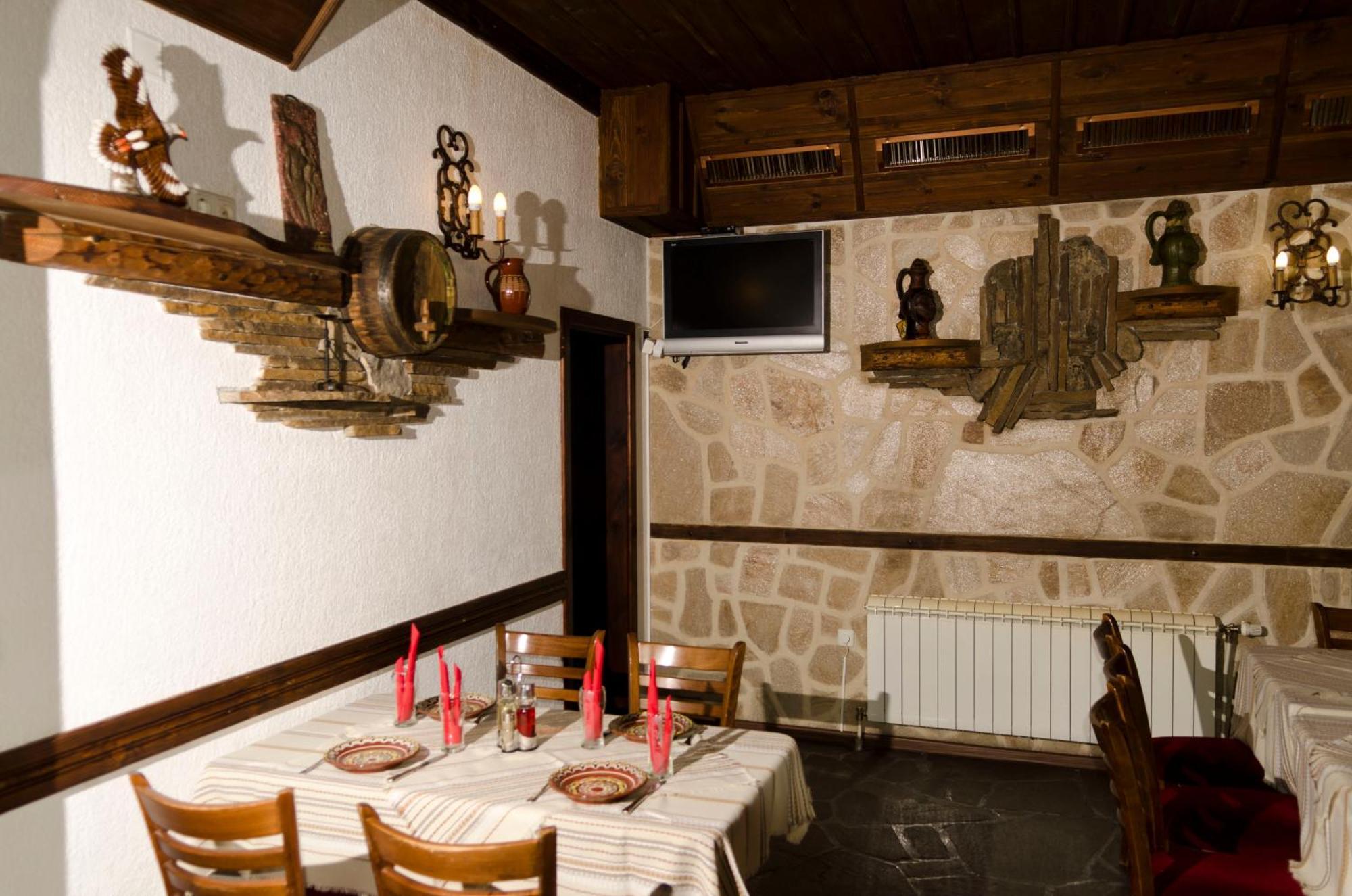 Petko Takov'S House Hotel Smolyan Exterior photo